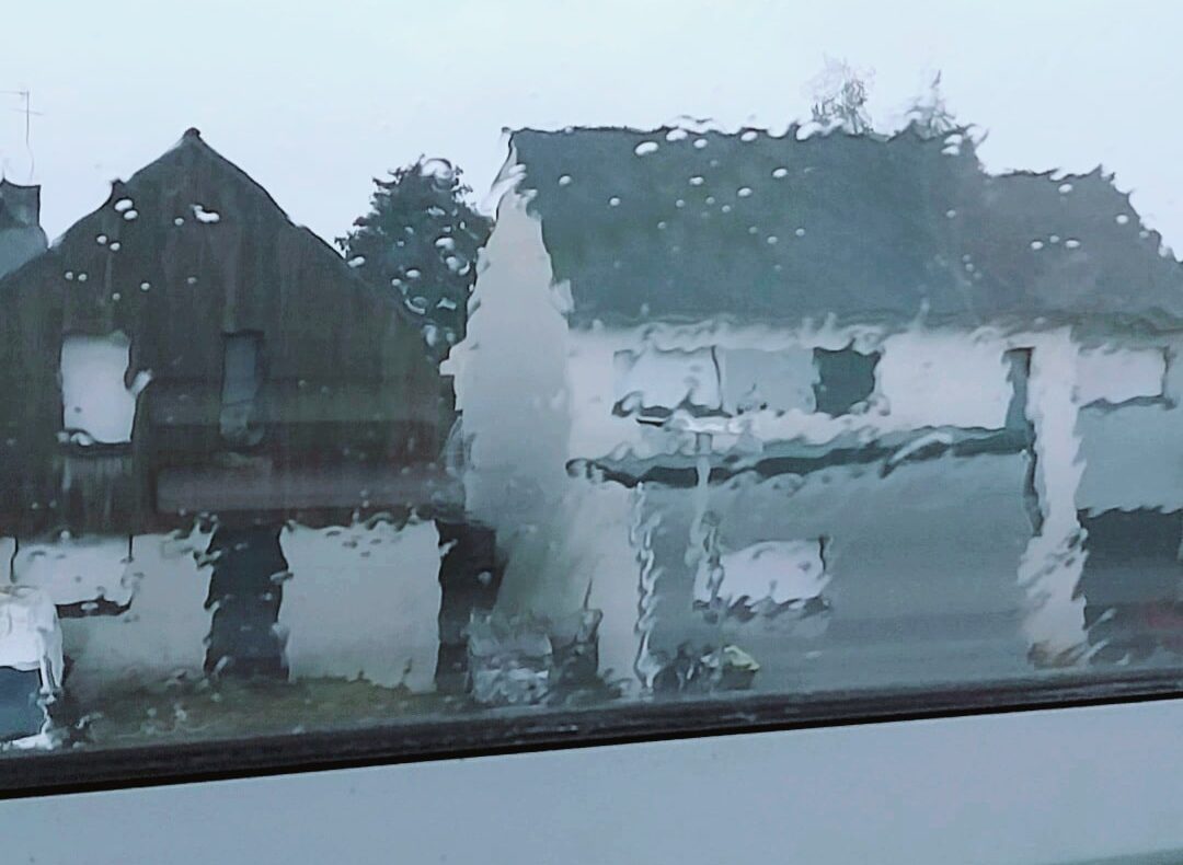 Les sons qui restent #1 – La pluie sur le Velux