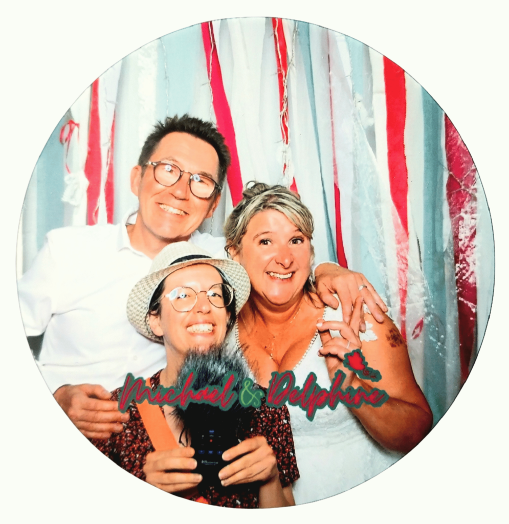 Delphine & Michaël avec Laura (et Poilou !)